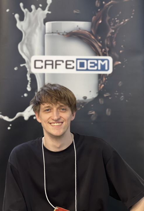 Александр Гордеев